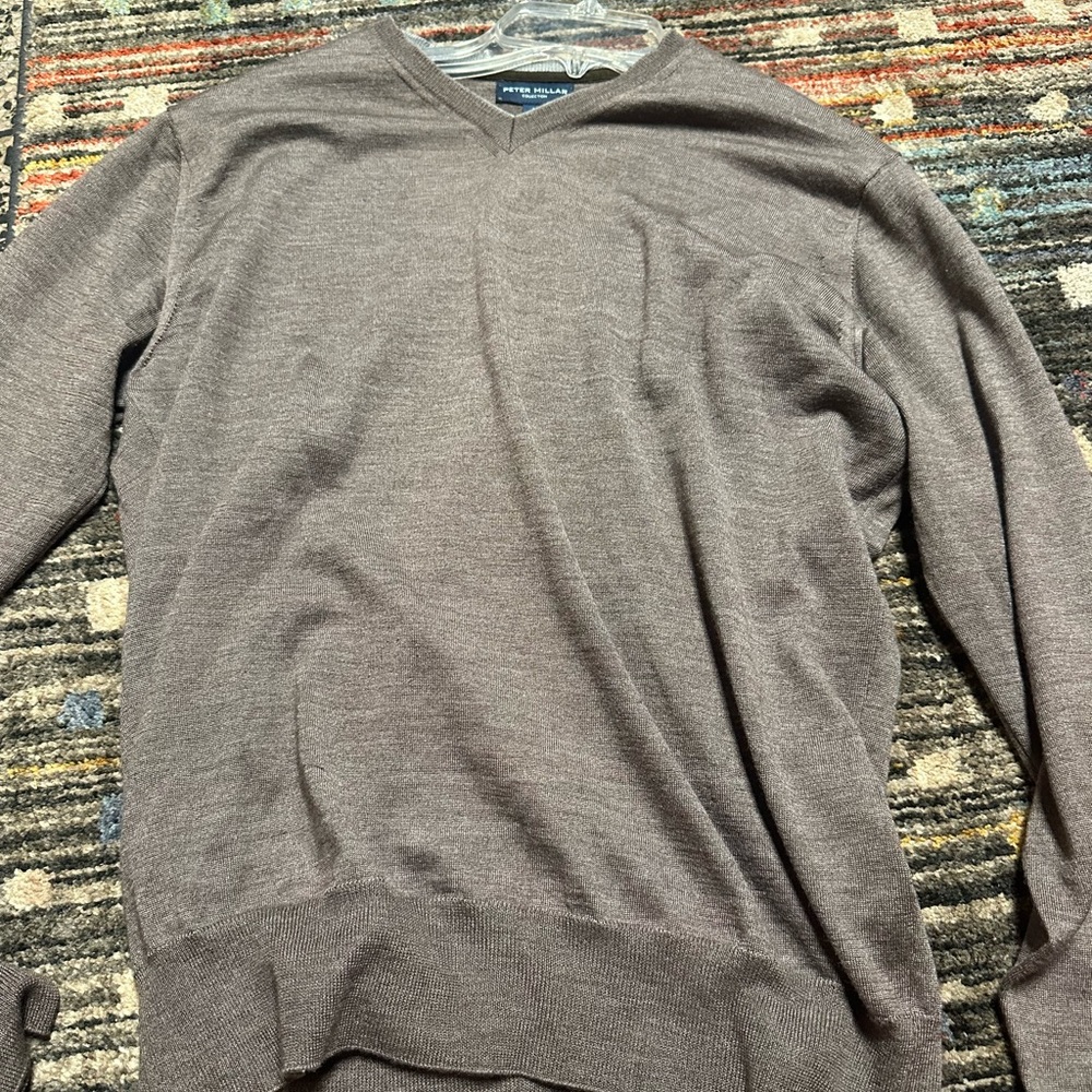 Peter Millar sweater. Size medium.